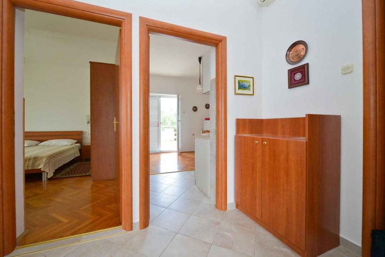 Apartman Nikodem Novalja Exteriör bild